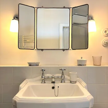 Apartment Poulbot *